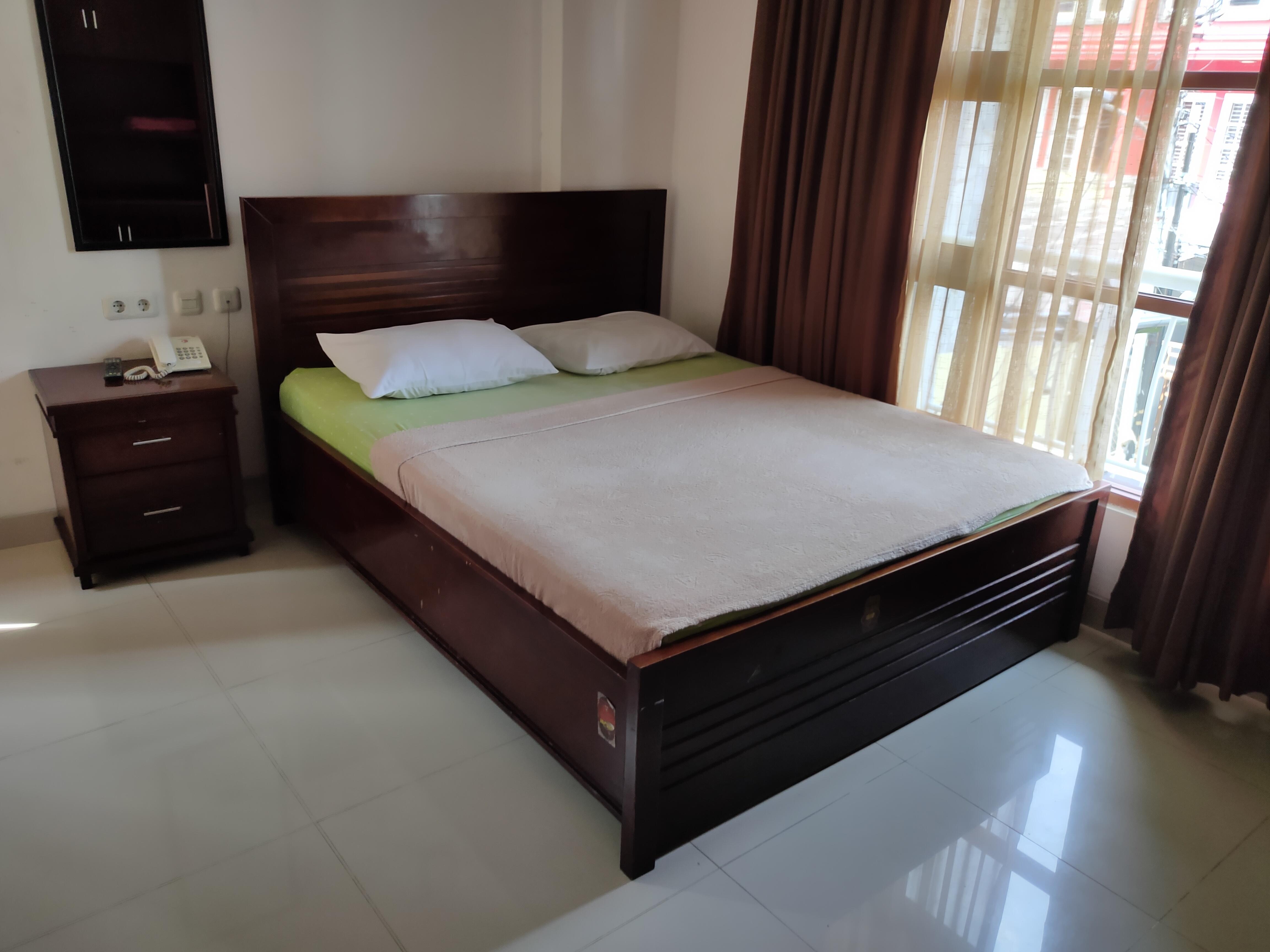 Hotel Oyo 3894 Karunia Muslim Syariah Giacarta Esterno foto