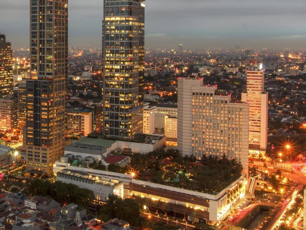 Hotel Oyo 3894 Karunia Muslim Syariah Giacarta Esterno foto